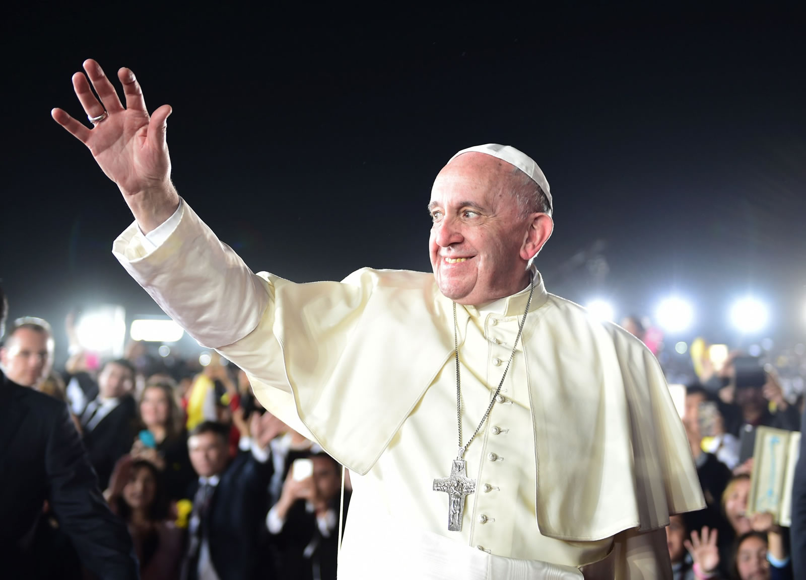 Papa Francisco teve uma conversa particular com Juan Carlos Cruz na semana passada, para falar sobre os abusos que sofreu de um padre durante sua infância (Foto: AFP)
