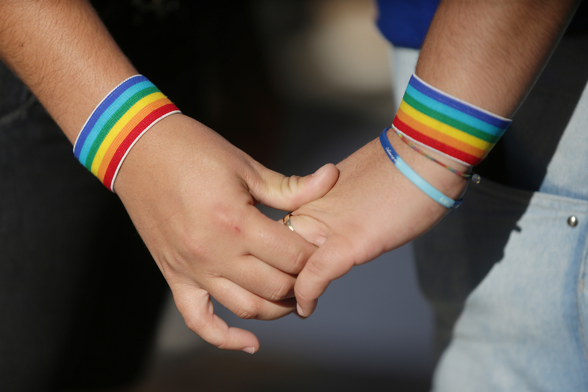Dois terços das pessoas LGBT entrevistadas disseram ter medo de andar de mãos dadas. (Foto: Paulo Pinto/Fotos Publicas)