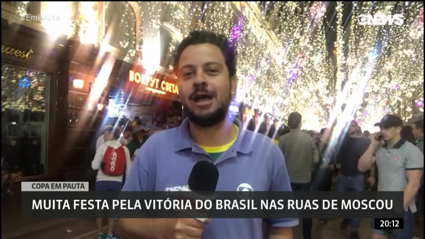 Correspondente da Globo, Sandro Fernandes saiu do armário e assumiu namoro com belga. (Foto: Reprodução/GloboNews)