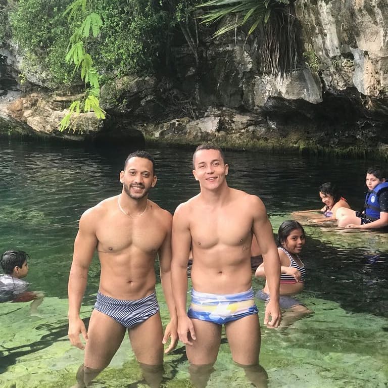 Morais contou que eles tinham receio de não serem aceitos na corporação e na cidade interiorana.  (Foto: Reprodução/Instagram)